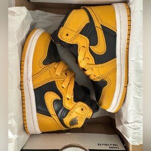BABY JORDANS